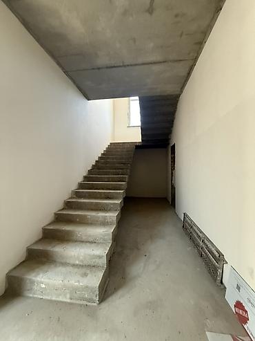 Продажа коттеджей и домов: 5 комнат, 220 м², 5 соток, Бишкек, Алтын-ордо ж/м Собственник at lalafo.kg — 14 Продажа коттеджей и домов: 5 комнат, 220 м², 5 соток, Бишкек, Алтын-ордо ж/м Собственник — 14
