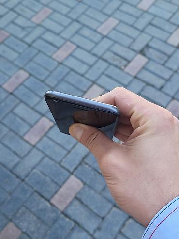 iponalar: IPhone 8, 64 GB, Qara, Barmaq izi — 2