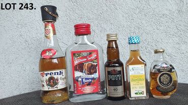 Ostali predmeti za umetnost i kolekcionarstvo: Mini Bottle unučići fraklići čokanji IV Kao sa slika — 28