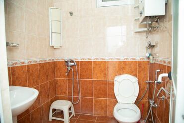 Köhnə tikili: Bakı, 3 otaqlı, Köhnə tikili, m. Nəriman Nərimanov, 60 kv. m — 13