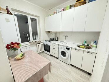 2 комнатные квартиры в бишкеке продажа: 2 комнаты, 47 м², Индивидуалка, 5 этаж, Евроремонт