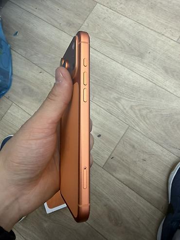 ipad 9 7: IPhone 17 Pro Max, 256 ГБ, оранжевый - Экран с вырезом Dynamic — 3