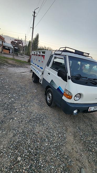 Унаа: Hyundai Porter II — компактный грузовик с бортовой платформой — 4