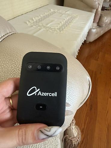 diplomat çanta: Azercell portativ Wi‑Fi (MiFi) modem - Mobil internet üçün cib ölçülü — 1