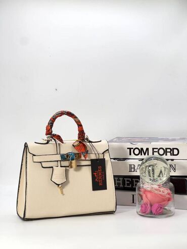 Torbe: Tasne 
pk — 11