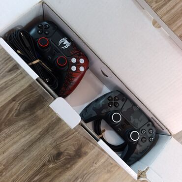 PS5 (Sony PlayStation 5): PS4pro1TB, 2pult+20 digital oyun, ideal qutusunda tam komplekt Hədiyyə — 5