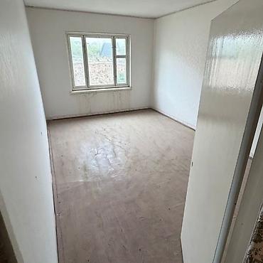 Продажа квартир: 4 комнаты, 80 м², 4 этаж — 3