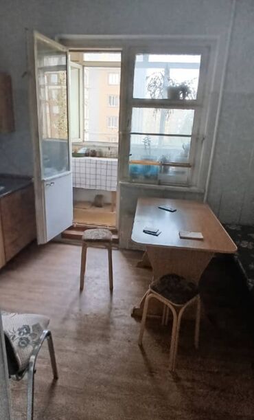 продаю квартиру 2х: 2 комнаты, 54 м², 106 серия, 6 этаж, Старый ремонт