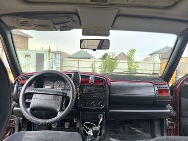 Volkswagen: Volkswagen Passat Variant: 1995 г., 2 л, Механика, Бензин, Универсал — 8