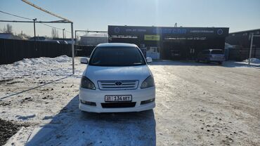 меняю на малолитражки: Toyota Ipsum: 2003 г., 2.4 л, Автомат, Бензин, Минивэн