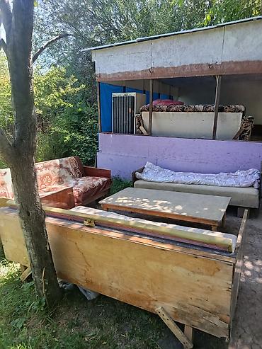 Туристические услуги: Сдаю большой тапчан на 15 чел.В ала-арчинском ущелье выше села — 25