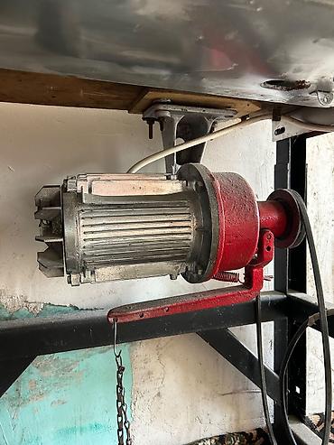 mawin ucun kondisioner: Sənaye tikiş maşını – stolüstü komplekt - Gövdə: ağır metal, mavi — 7