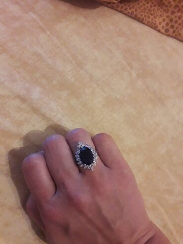 Üzüklər: Üzük, Gümüş, Sapfir — 3