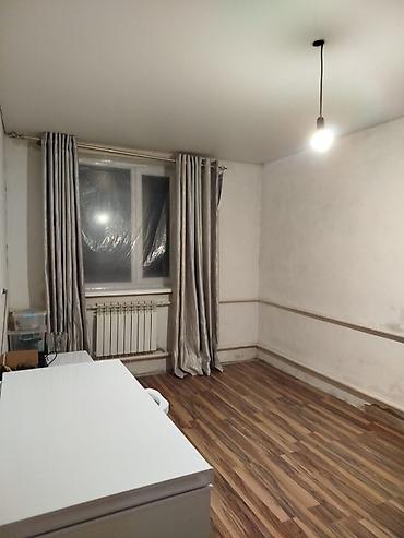 Продажа коттеджей и домов: 🏡✨ ПРОДАЁТСЯ УЮТНЫЙ ДОМ ✨🏡 📍 Район: Биримдик Кут 🏡 Параметры: 📐 — 8