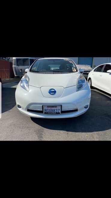 Nissan: Nissan Leaf: 2013 г., Вариатор, Электромобиль, Хэтчбэк