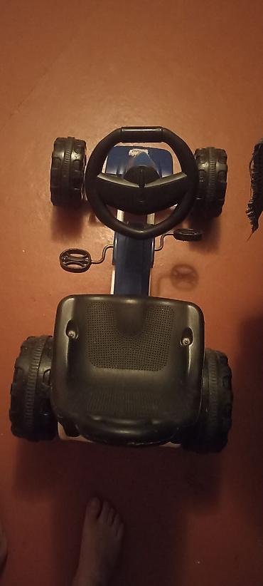 uşaq maşn: Uşaq üçün pedallı karting maşını - Rəng: mavi–ağ gövdə, qara oturacaq — 1