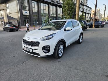 скупка авто в любом состоянии: Белый кроссовер Kia Sportage, идеально подходящий для городских