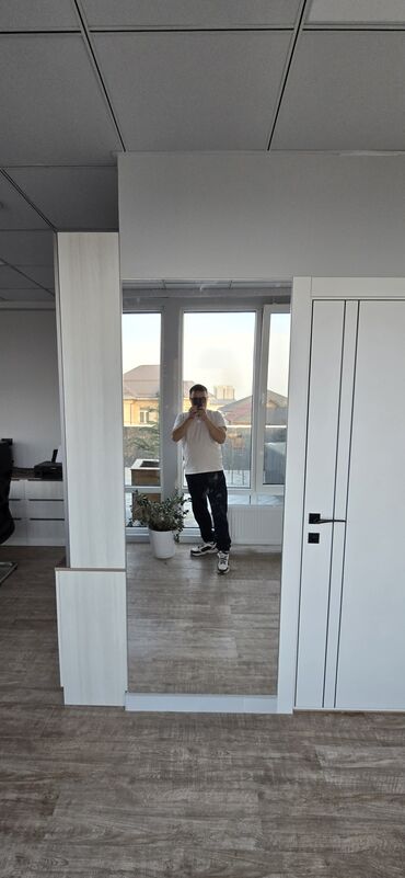 Зеркала: Стоимость за м2: Простое зеркало, с закругленной обточкой - 2500 — 24