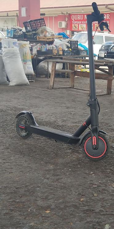disk satisi: İşlənmiş Elektrik samokat 10", ≤ 250 Vt, 36 - 45 km/s, Ödənişli çatdırılma — 1