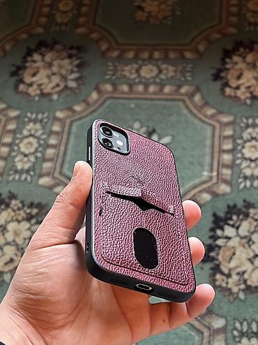 Apple iPhone: IPhone 11, Б/у, 128 ГБ, Черный — 17