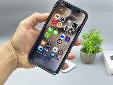 iphone adapter: IPhone 11 Pro, Б/у, 256 ГБ, Белый, Чехол, 77 % — 5