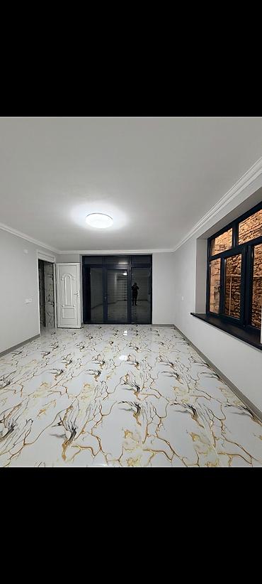 abyektler: 200 kvadrat obyekt icarəyə verilir 2 sanuzel 1 kuxna. Bütün obyekt — 4