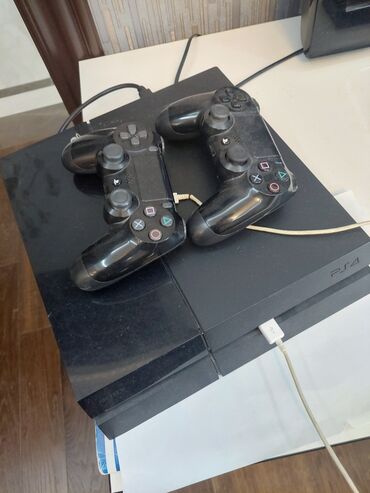 playstation 4 oyun yazılması: İşlək vəziyətdə olan playstation 4 dür. Termal pastası təzə dəyişilib