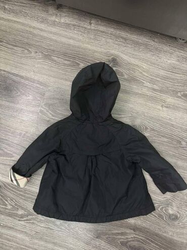 Jakne, kaputi i prsluci: Burberry — 4