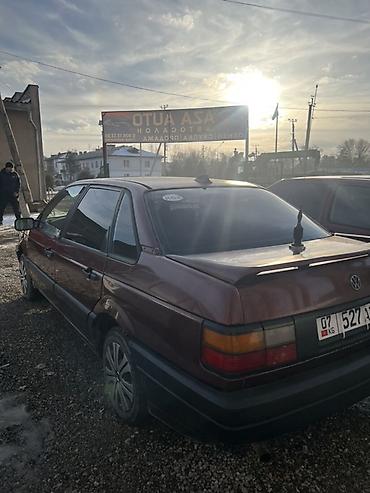Volkswagen: Volkswagen Passat: 1990 г., 1.8 л, Механика, Бензин, Седан — 9
