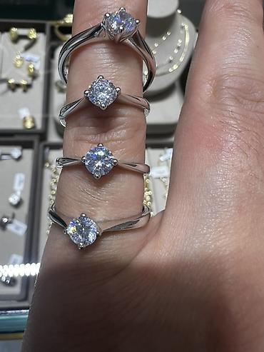 Серебряные украшения: Кольцо, Помолвочное, Проба 925, Женские, Фианит, Новый — 1