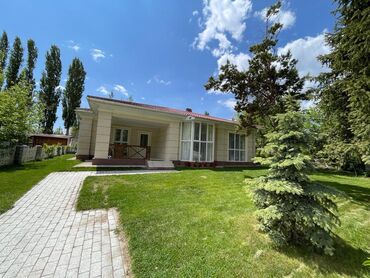 lalafo долгосрочная аренда квартир: Коттедж, коттедж люкс ЦО Радуга West, Кош-Кол, Детская площадка, Парковка, стоянка, Охраняемая территория