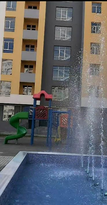 Mənzillərin satışı: Şair Əliağa Vahid heykəlnin yanında Xəzri mtk bina mənzil satıram 2 — 2