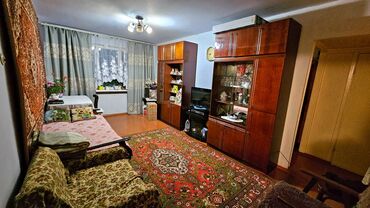 бишкек продажа квартир: 2 комнаты, 46 м², 104 серия, 1 этаж, Старый ремонт