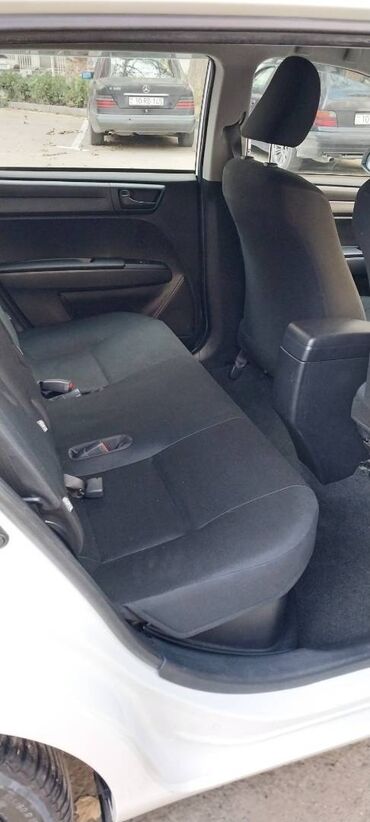 Toyota: Toyota Corolla: 1.5 l | 2020 il Universal — 5