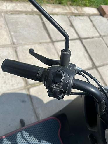 Скутеры: 🛵 Продаётся электроскутер 📌 Максимальная скорость: 45–50 км/ч 📌 Запас — 6