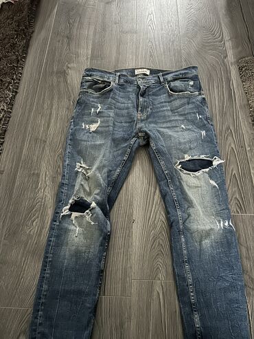 farmerke 48: Jeans Pull and Bear, XL (EU 42), color - Light blue