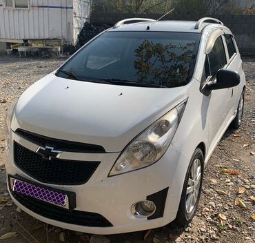 кулиса спейс стар: Chevrolet Spark: 2012 г., 1 л, Автомат, Бензин