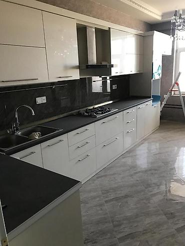 Дом и сад: İcarəyə verilir 3 otaqlı yeni tikili 149 m², Nizami m. Kateqoriya — 3