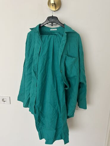 Dəstlər, kostyumlar: В связи с переездом в другую страну продам гардероб набором на размер — 1