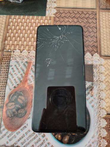 Samsung: Samsung Galaxy A51, 64 GB, rəng - Qara, Qırıq