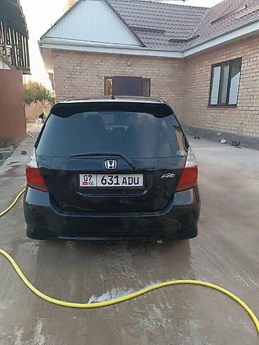 honda git: Honda Fit: 2005 г., 1.3 л, Автомат, Бензин, Седан — 2