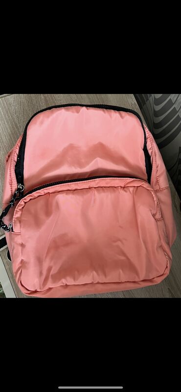 simple dimple qiymeti: Canta 15azn.Accessorızeden baha alınıb.demek olarkı 1-2defe ıstıfade