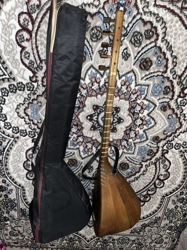 история азербайджана 7 класс методическое пособие: Saz (bağlama) – yumru gövdəli, uzun saplı xalq çalğı aləti - Korpus