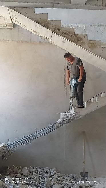 адбойни: Снос стен | Кирпичная стена | Сбивка старой штукатурки | Демонтаж кафельной плитки | Крыша из шифера Больше 6 лет опыта — 7