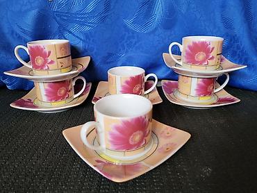 Kuhinjski setovi: Soljice nove porcelanske vintaz. Soljice komada 6 u ceni. Tacne — 4