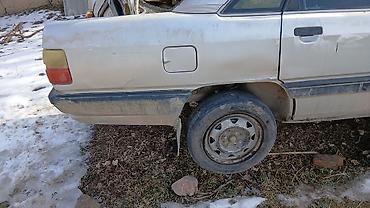 Другие детали кузова: Разбор Audi 100(седан). В наличии кузовные и механические узлы — 7