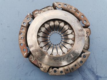 Auto delovi: Korpa kvačila Lada Karavan, Lada Niva 1.6 i stariji modeli Lada broj — 6