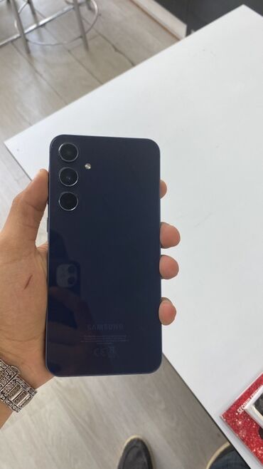 a 80 2020: Samsung Galaxy A15, rəng - Qara, İki sim kartlı