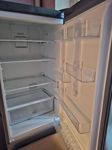 ariston satilir: İşlənmiş 2 qapılı Hotpoint Ariston Soyuducu Satılır, rəng - Gümüşü — 3
