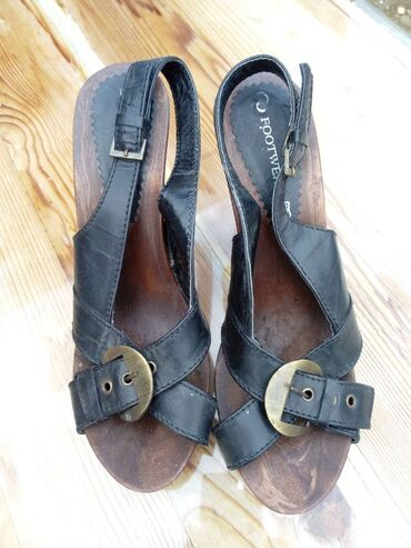Sandale: Sandale, 40